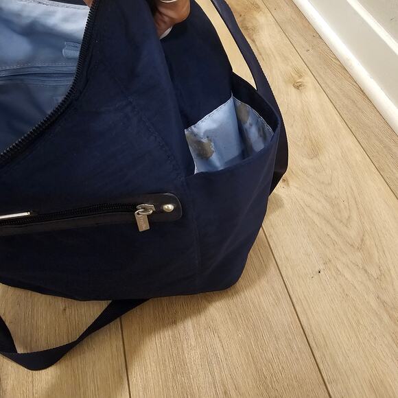 Baggallini Every Place Navy Shoulder Bag - Picture 7 of 7